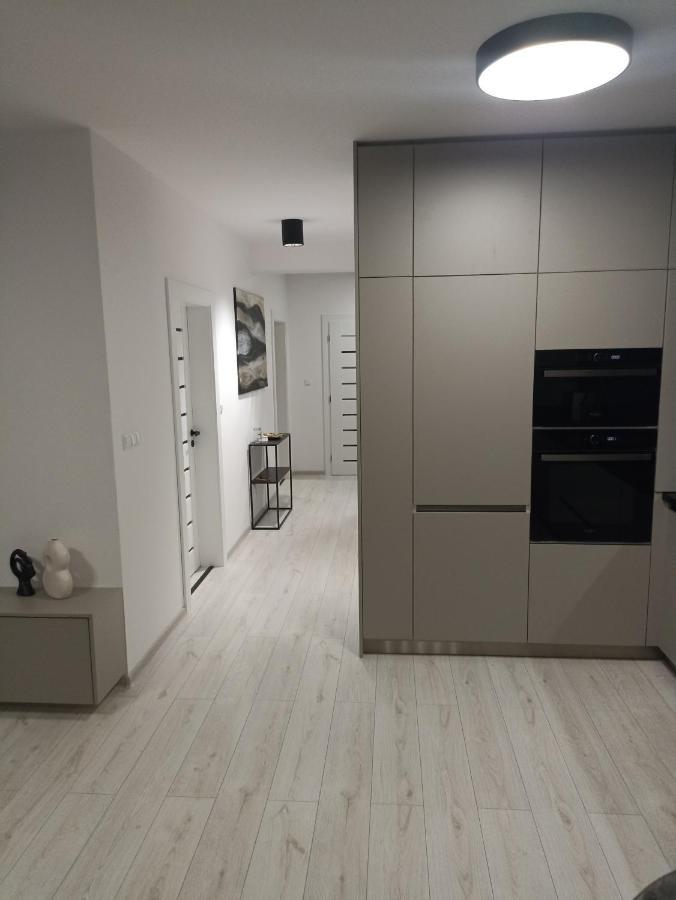 Mbv28 Apartments Poprad Exterior foto